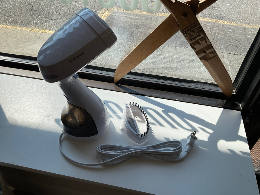 DASH 150GH Portable Garment Steamer by RELIABLE